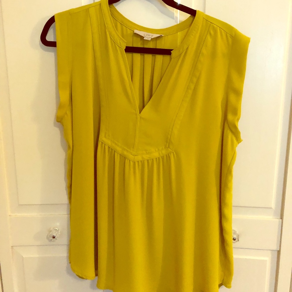 Loft silky women’s blouse - hangs well!